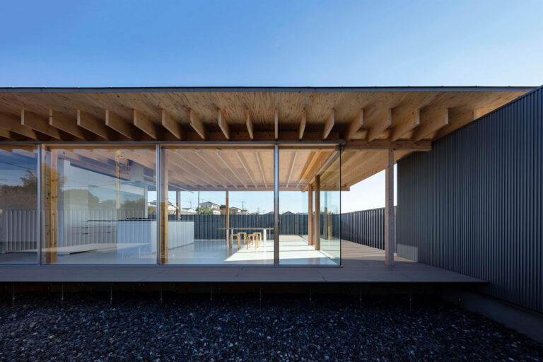 MIES VAN DER ROHE 写真集 上田義彦 Mies van der Rohe - BOOK AND SONS オンラインストア