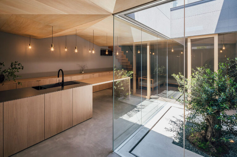 old book『建築20世紀 PART1 新建築1991年1月臨時増刊号』、『建築20