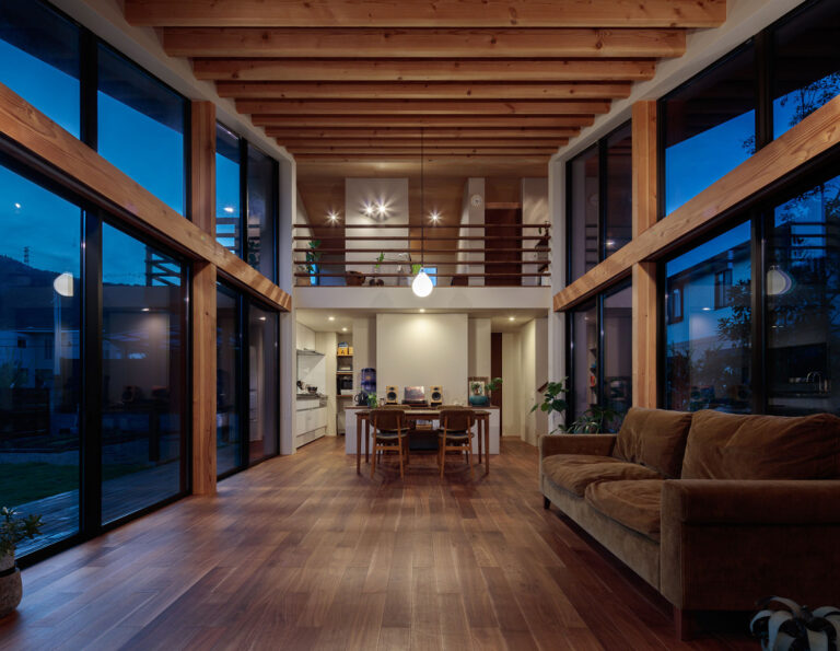 アルベルト・カンポ・バエザによるスペイン・カディスの住宅「House of