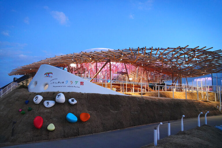 黒川紀章の中銀カプセルタワーをテーマとした展覧会が、ニューヨーク