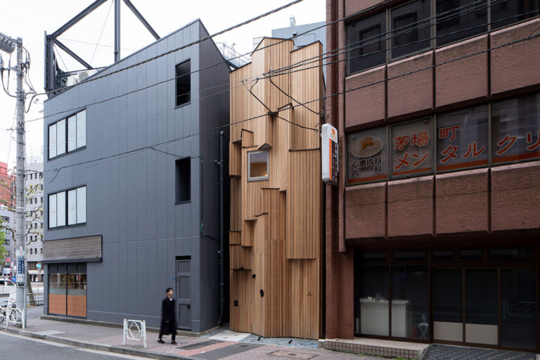 宇野友明と西澤豊の書籍『Visible Invisible』 | architecturephoto.net